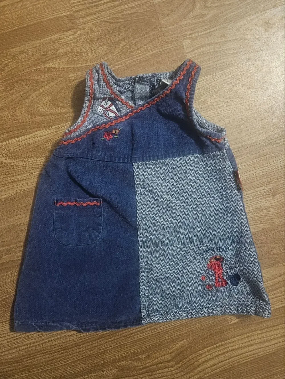 Vintage Y2K Sesame Street Elmo Embroidered Dress Size 18 Months